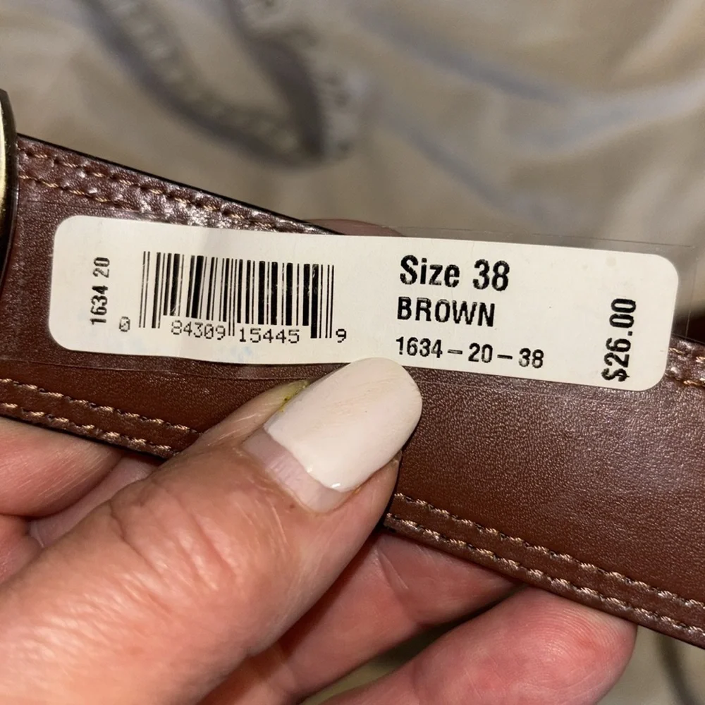 MENS BROWN LEATHER BELT….PRELOVED GOOD CONDITION NO BRAND SILVER BUCKLE